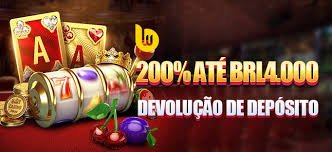 Bàn live casino trực tuyến với dealer thật tại lu388